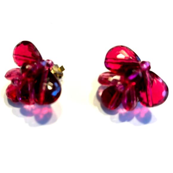 Clip on earrings hallmarked Germany red & pink faceted plastic beads on goldtone - Picture 4 of 8